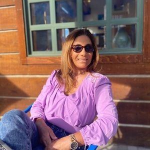 Meet your Posher, Maira